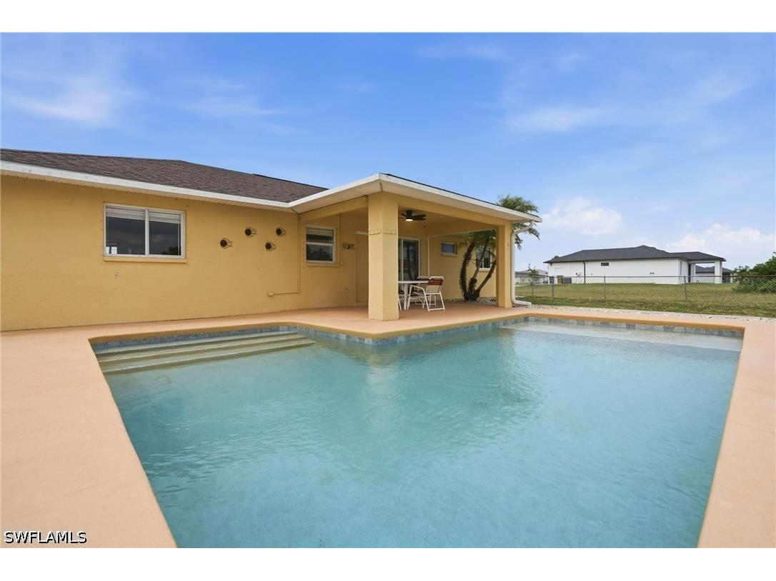 919 NE 18th Terrace Cape Coral FL 33909 226018617 image2