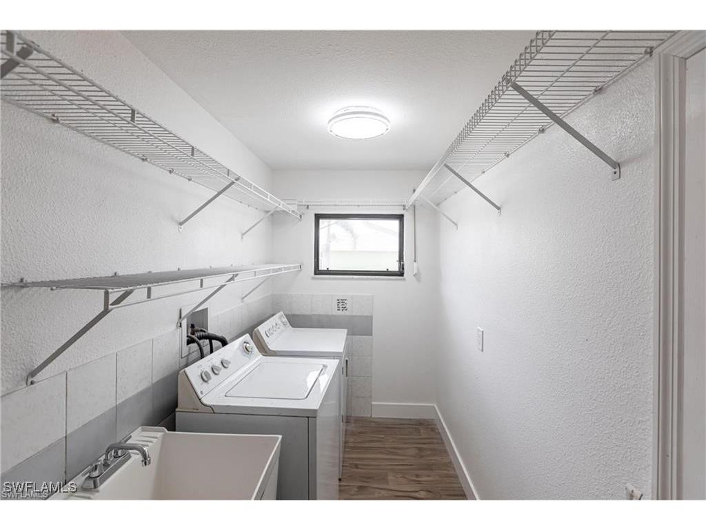 919 SE 16 Street Cape Coral FL 33904 225075592 image13