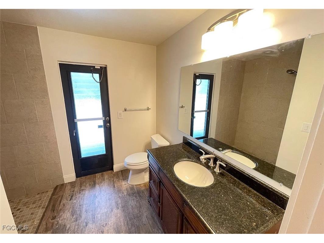 919 SE 21st Lane Cape Coral FL 33990 2025021310 image12