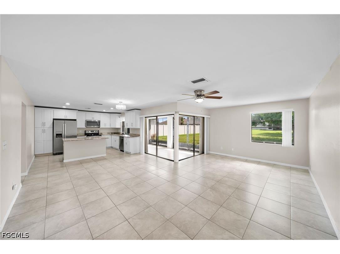 919 SE 5th Place Cape Coral FL 33990 2026021198 image1