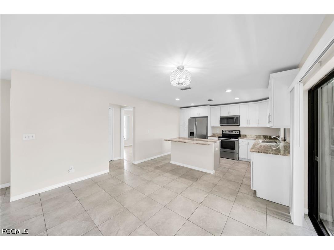 919 SE 5th Place Cape Coral FL 33990 2026021198 image6
