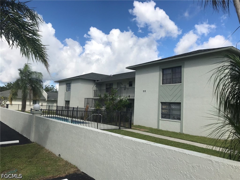 919 SE 8th Terrace #7 Cape Coral FL 33990 2026018372 image2