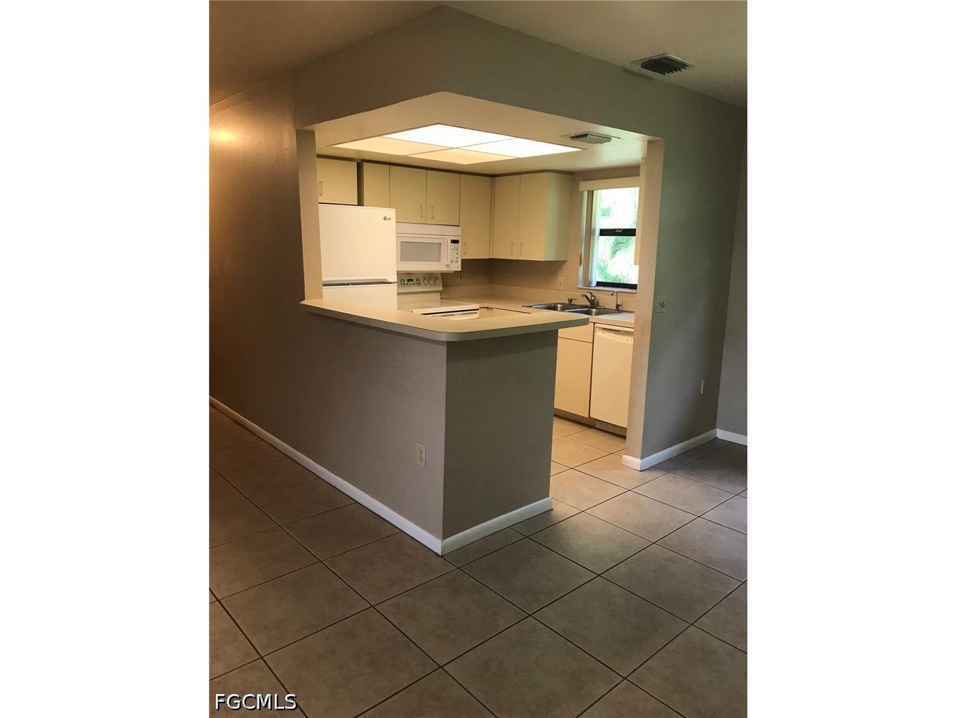 919 SE 8th Terrace #7 Cape Coral FL 33990 2026018372 image6