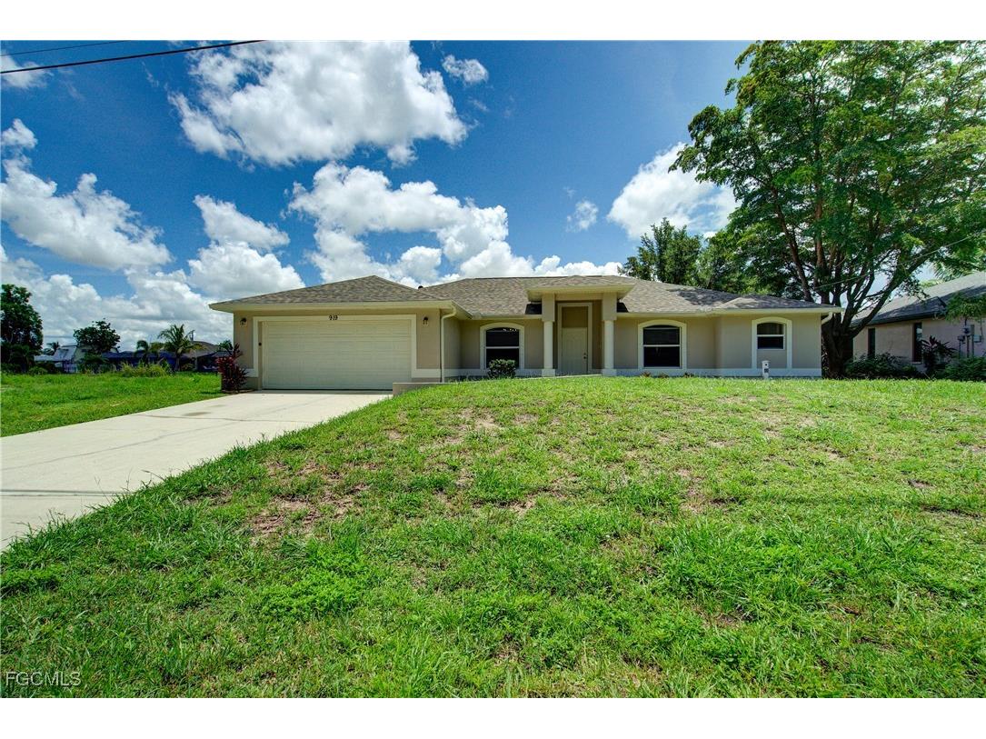 919 SW 15th Place Cape Coral FL 33991 2025021850 image1