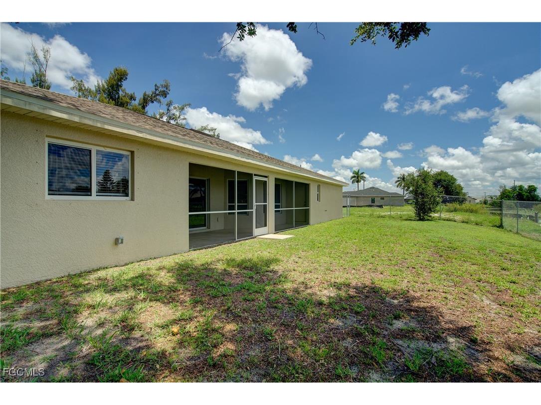 919 SW 15th Place Cape Coral FL 33991 2025021850 image17