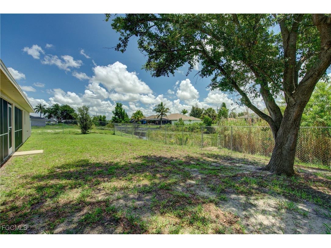 919 SW 15th Place Cape Coral FL 33991 2025021850 image18