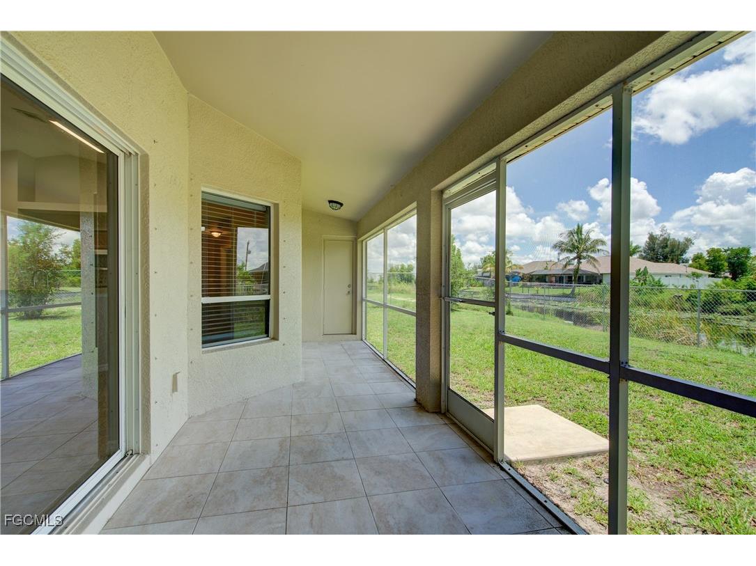 919 SW 15th Place Cape Coral FL 33991 2025021850 image20
