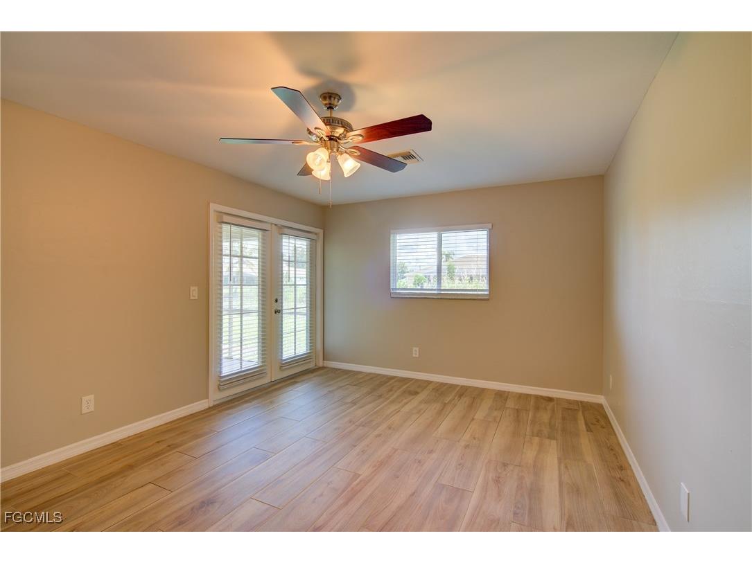 919 SW 15th Place Cape Coral FL 33991 2025021850 image21