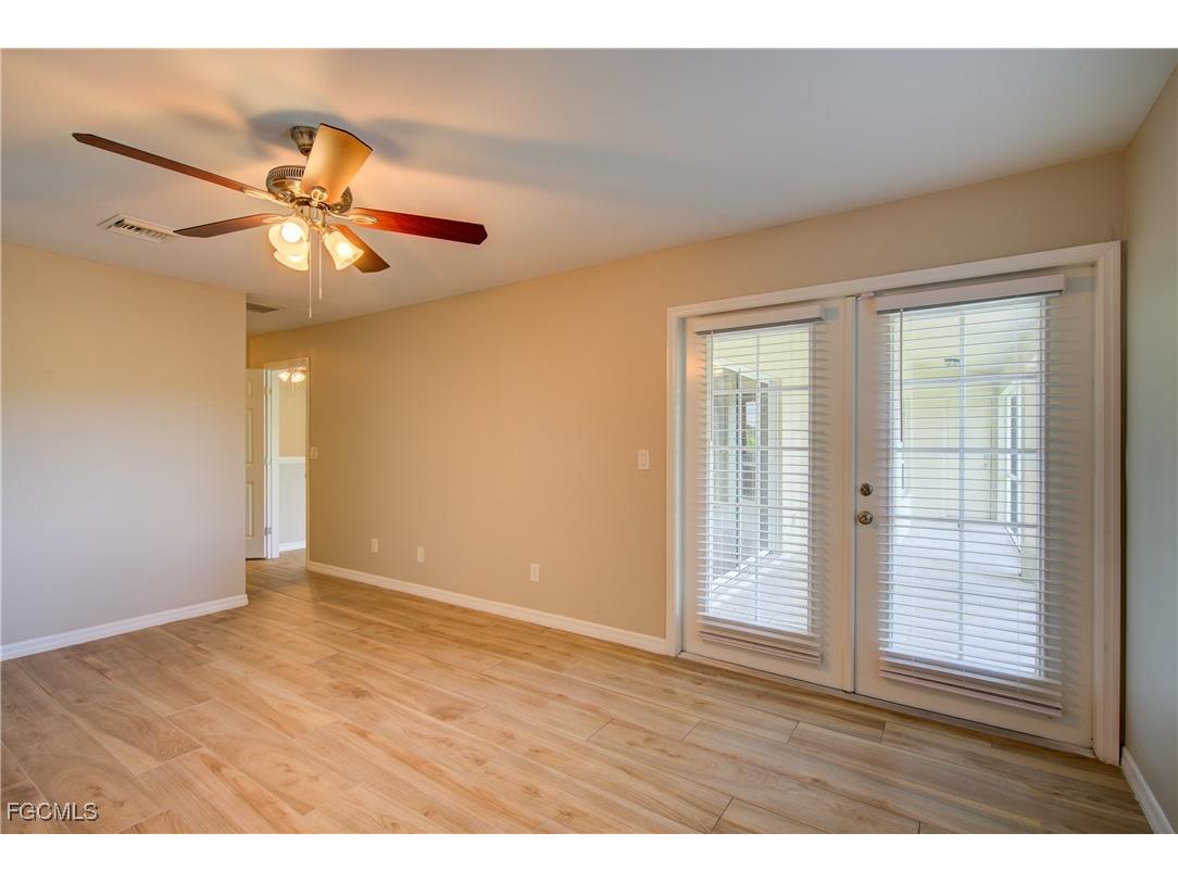 919 SW 15th Place Cape Coral FL 33991 2025021850 image22