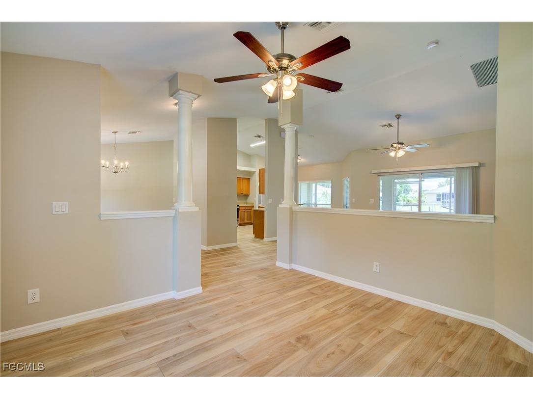 919 SW 15th Place Cape Coral FL 33991 2025021850 image5