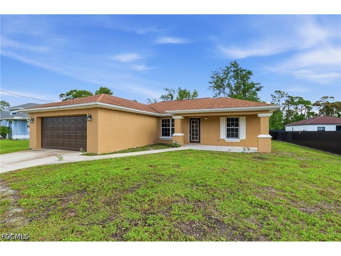 919 Winters Street E Lehigh Acres FL 33974 2026023438 image3