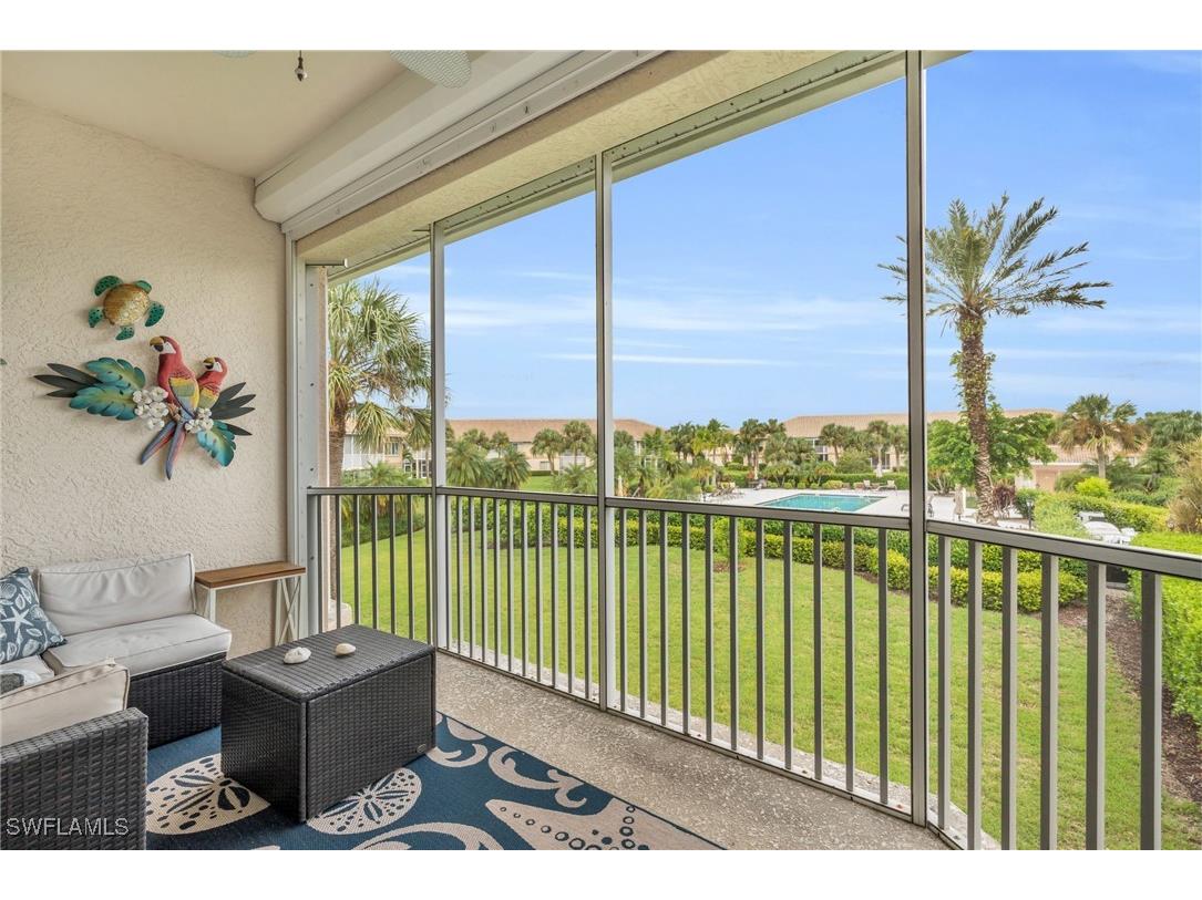9190 Michael Circle #1402 Naples FL 34113 224082686 image1