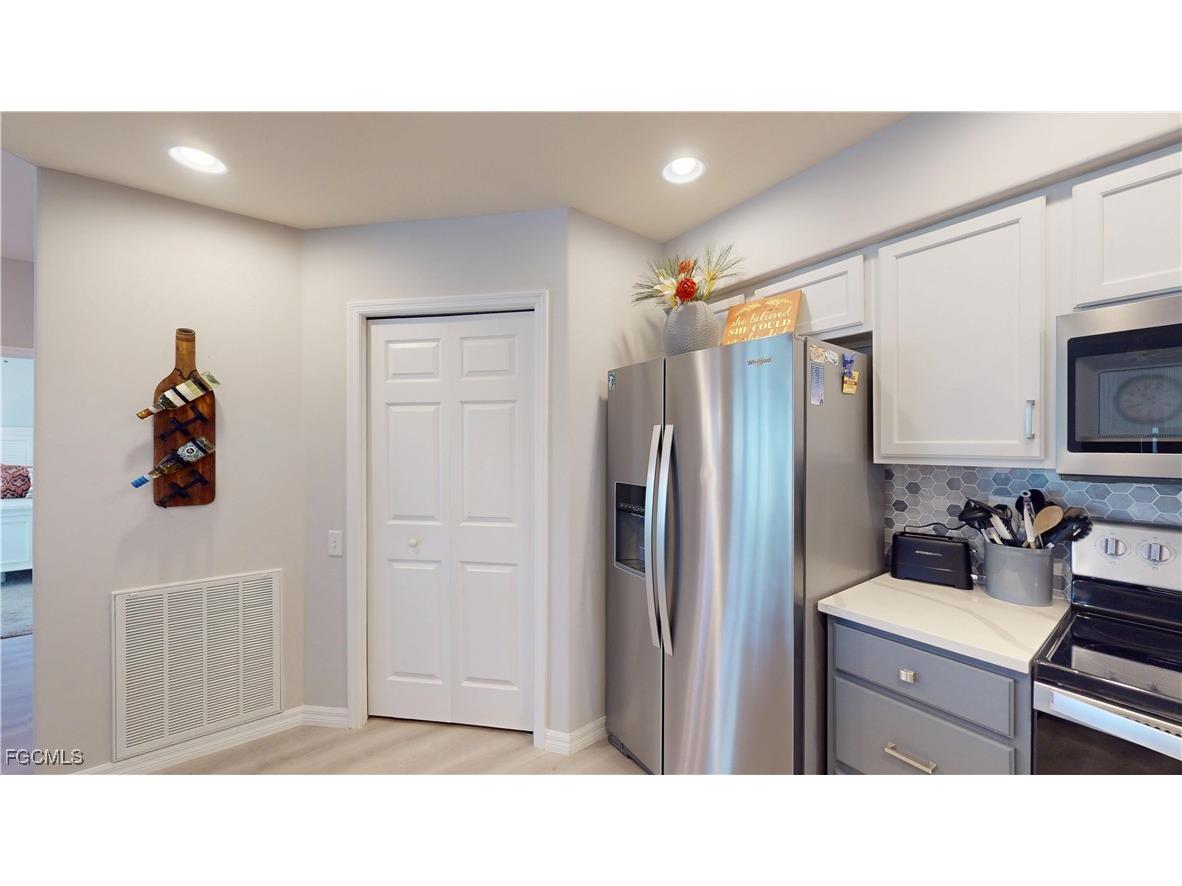 9190 Southmont Cove #101 Fort Myers FL 33908 2026004680 image10