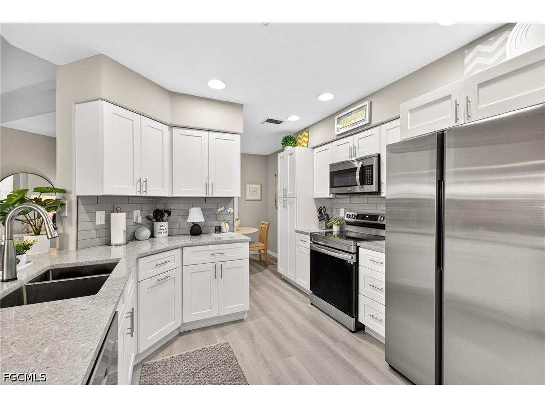 9190 Southmont Cove #110 Fort Myers FL 33908 2026023076 image1