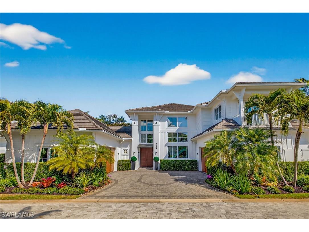 9193 Mercato Way Naples FL 34108 225085158 image1