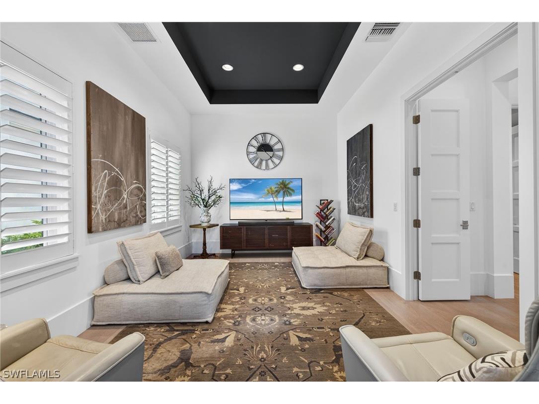 9193 Mercato Way Naples FL 34108 225085158 image15