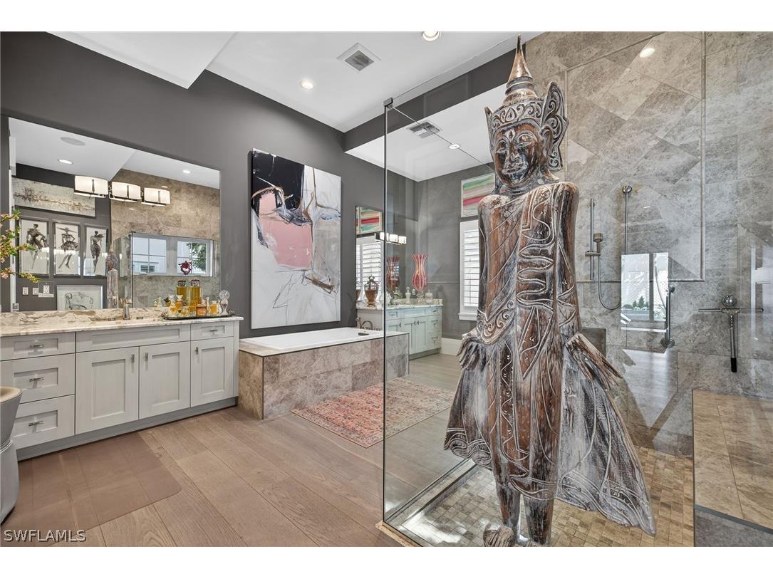 9193 Mercato Way Naples FL 34108 225085158 image26