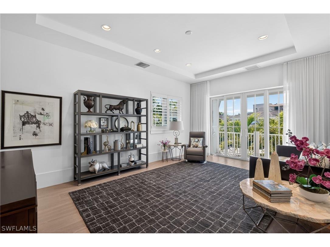 9193 Mercato Way Naples FL 34108 225085158 image27