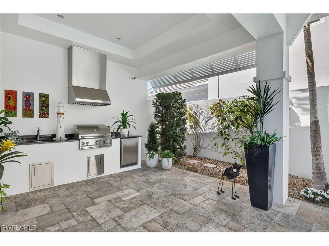 9193 Mercato Way Naples FL 34108 225085158 image31