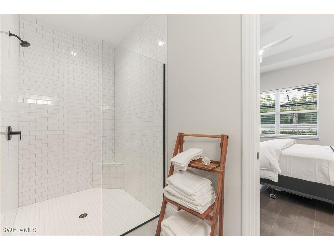 9194 Cayman Drive Naples FL 34114 225076458 image16