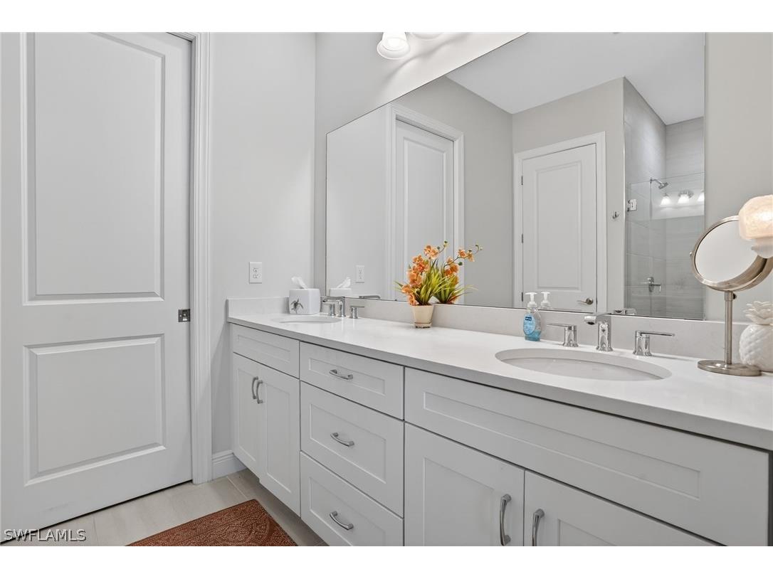 9195 Cayman Drive Naples FL 34114 226007115 image21