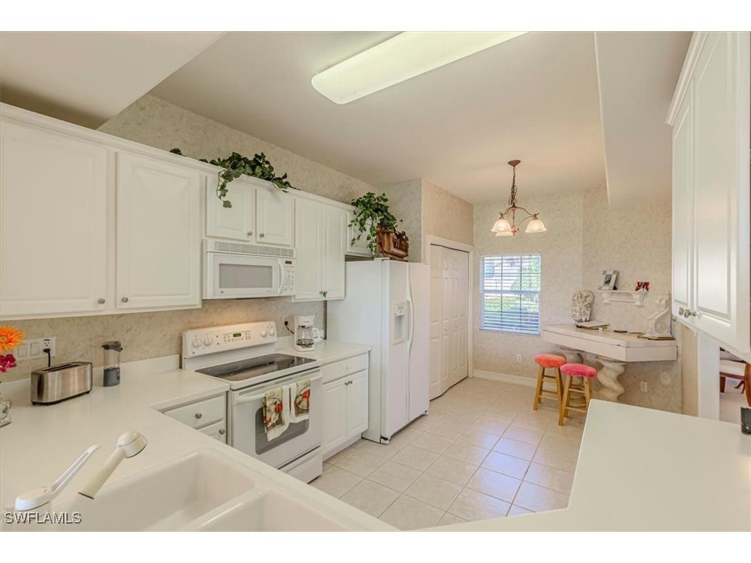 9195 Michael Circle #1303 Naples FL 34113 226003792 image2