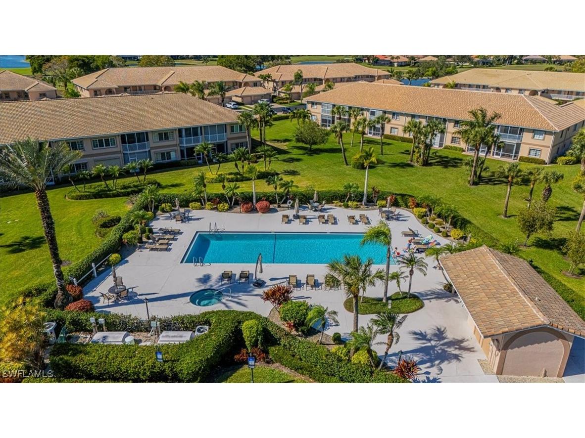 9195 Michael Circle #1303 Naples FL 34113 226003792 image20