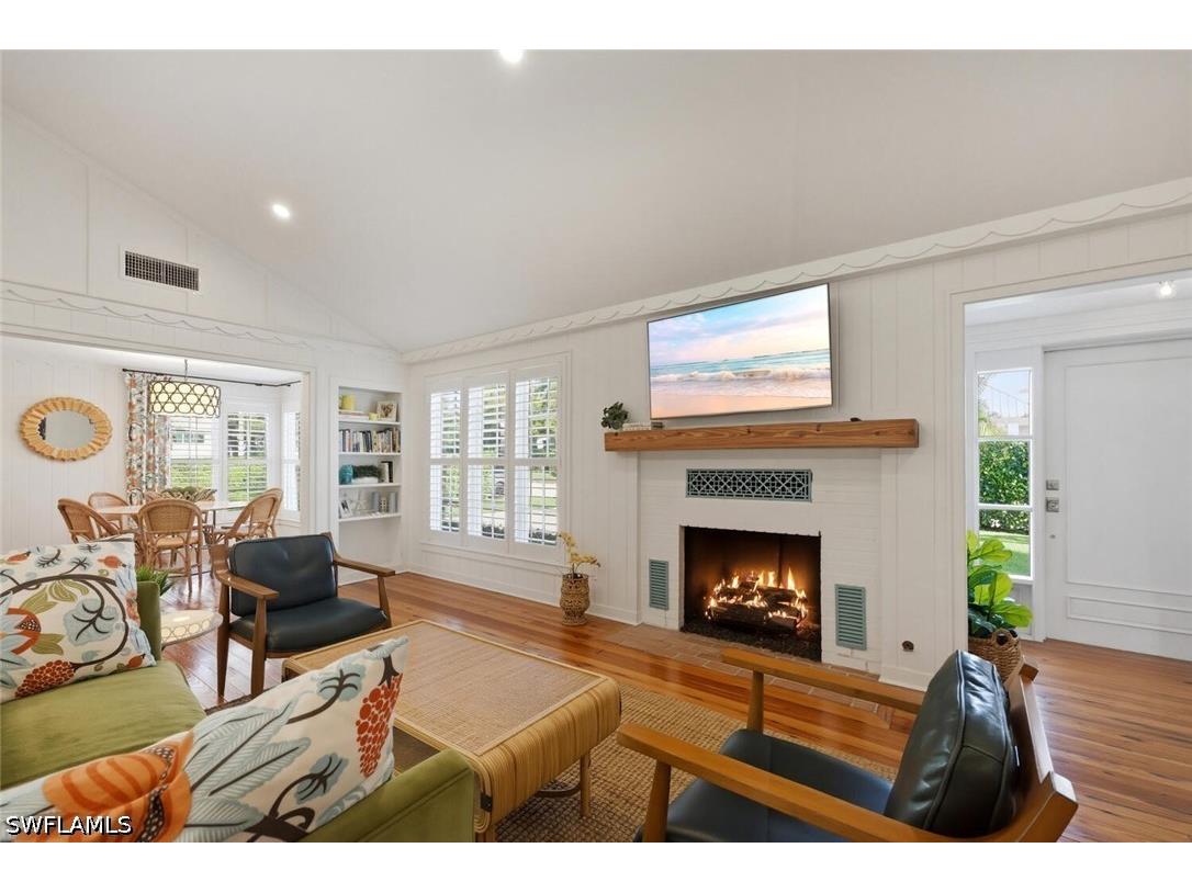 92 10th Avenue S Naples FL 34102 226009549 image11