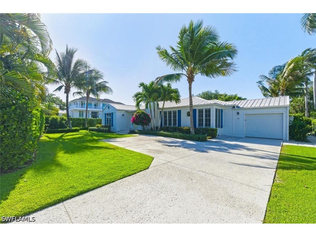 92 10th Avenue S Naples FL 34102 226009549 image2