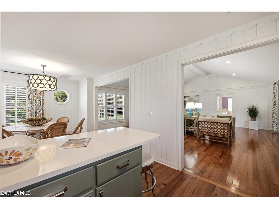 92 10th Avenue S Naples FL 34102 226009549 image20