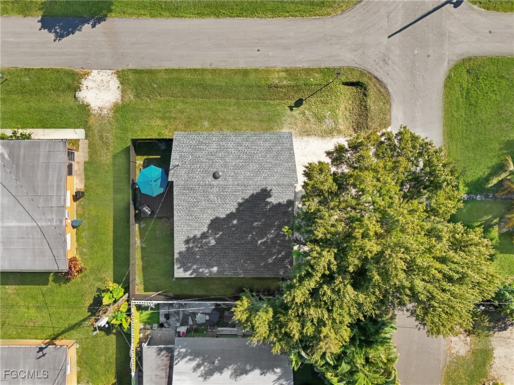 92 Oak Street North Fort Myers FL 33903 2025022208 image29