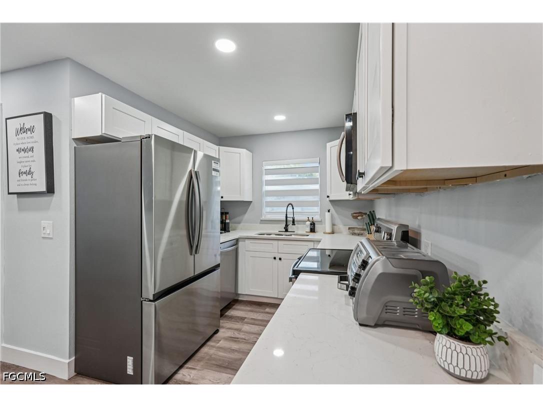 92 Oak Street North Fort Myers FL 33903 2026019096 image10