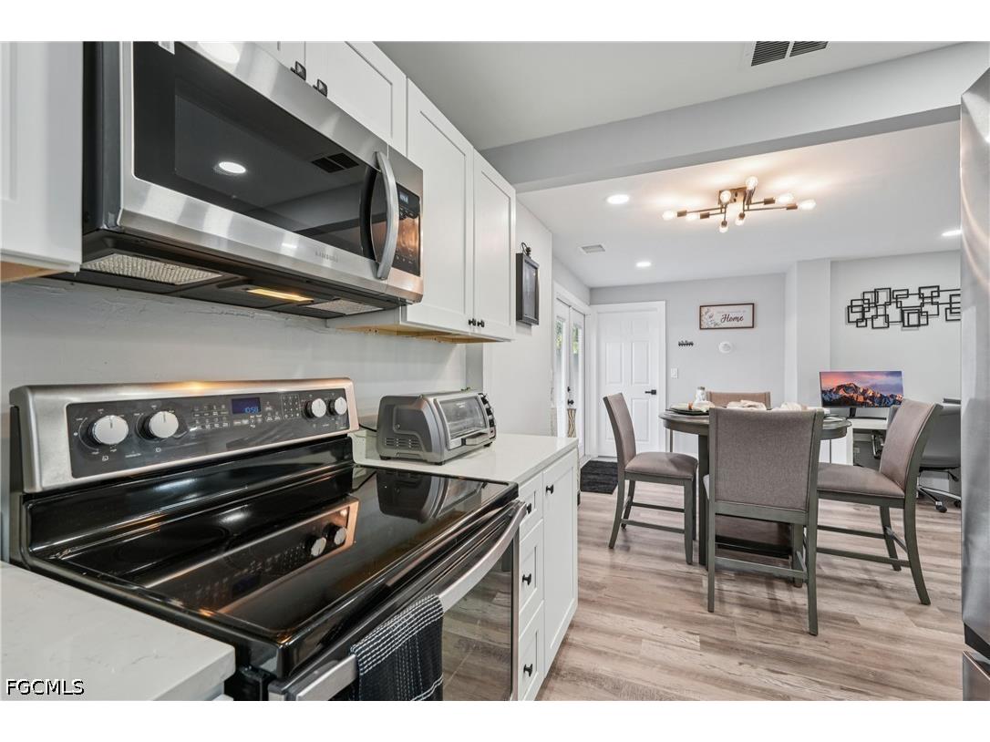 92 Oak Street North Fort Myers FL 33903 2026019096 image12