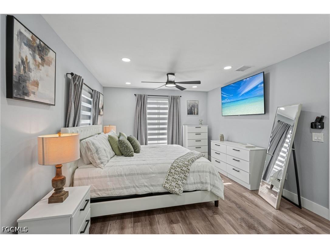 92 Oak Street North Fort Myers FL 33903 2026019096 image13