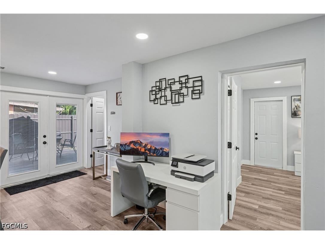 92 Oak Street North Fort Myers FL 33903 2026019096 image7