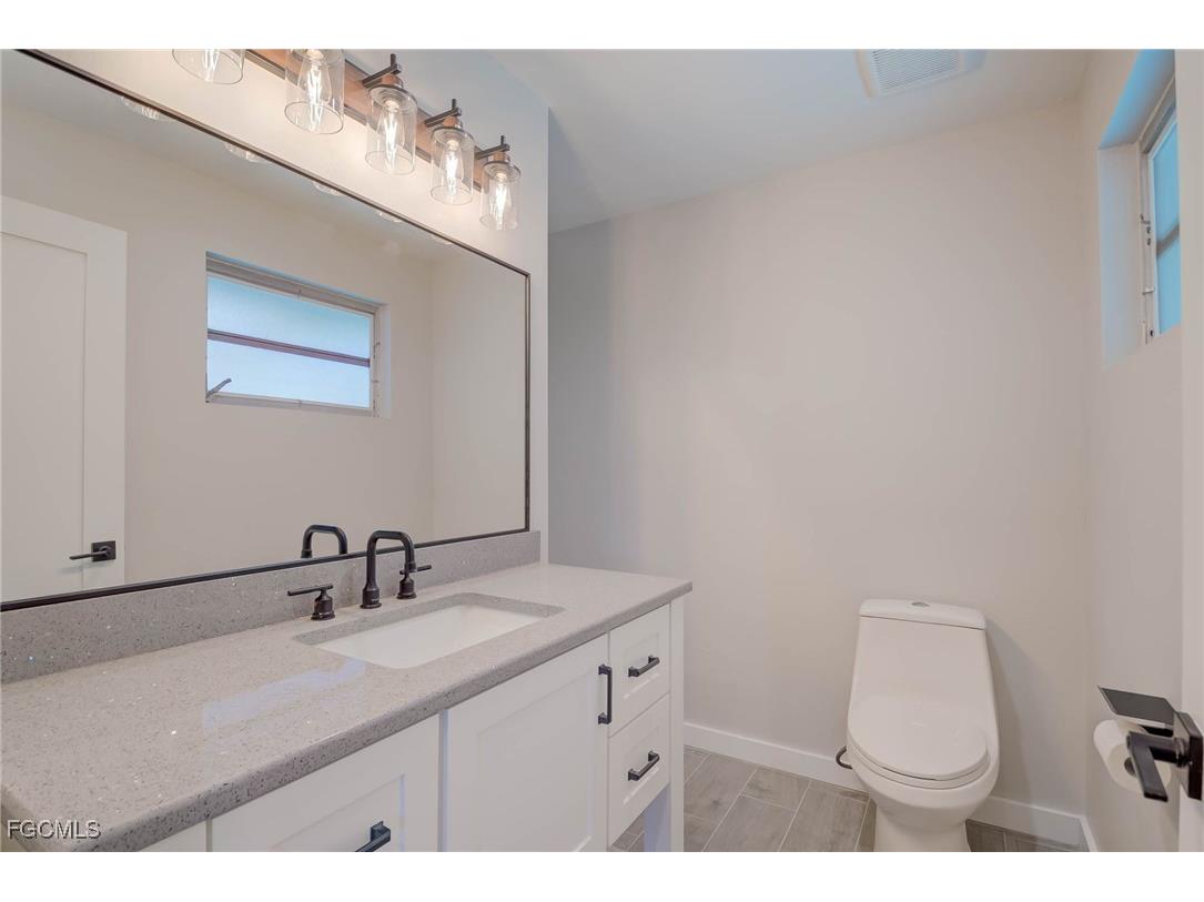 920 Altadena Drive Fort Myers FL 33919 225063285 image20