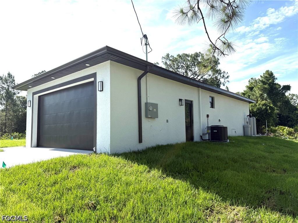 920 Binkley Street E Lehigh Acres FL 33974 2026024091 image2