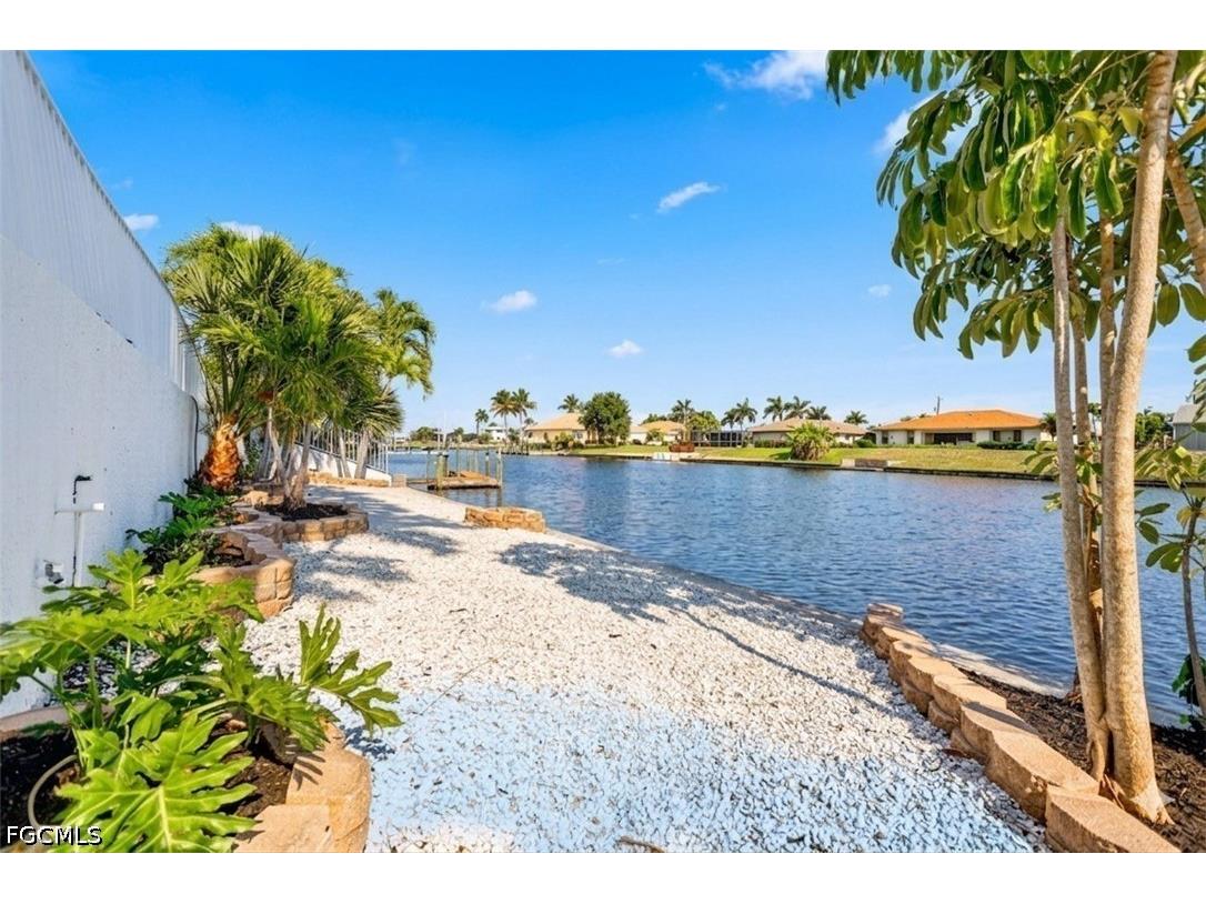 920 E Archer Parkway Cape Coral FL 33904 2026023098 image3