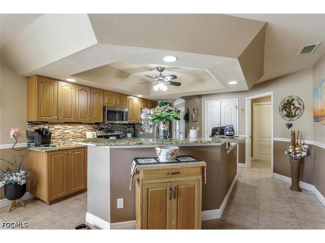 920 NW 3rd Avenue Cape Coral FL 33993 2026022995 image8