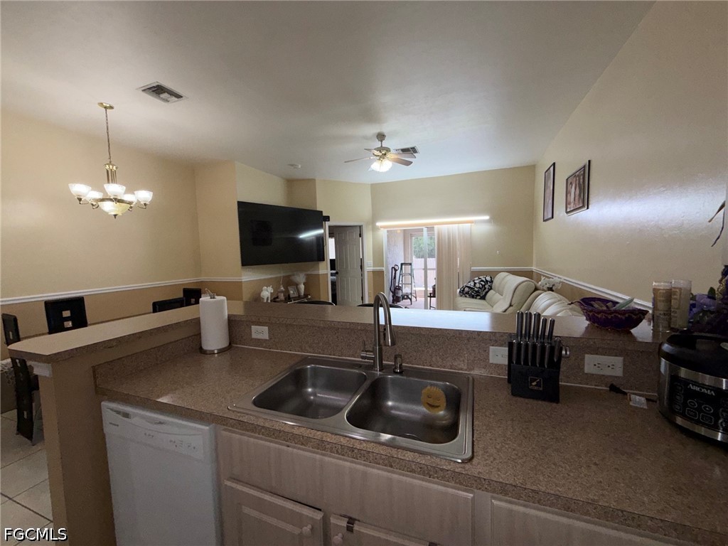920 SE 6th Court Cape Coral FL 33990 2026024334 image5