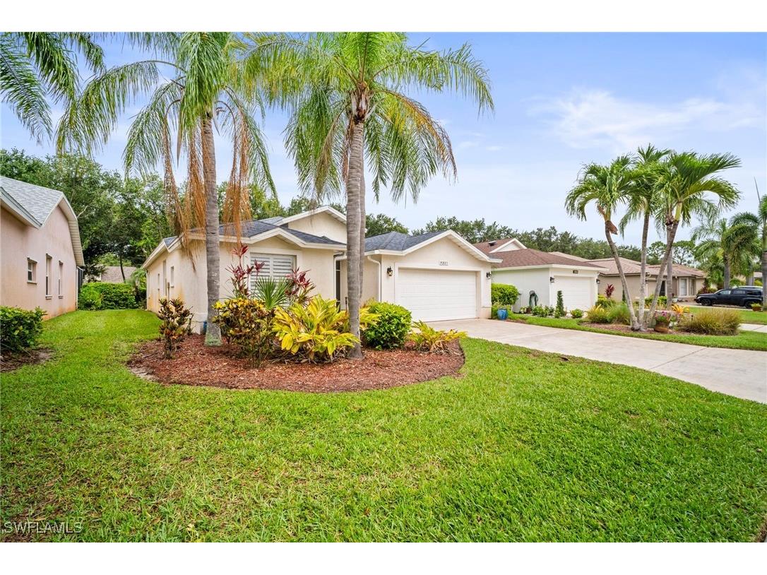 9201 Coach House Ln Estero FL 33928 225054022 image1