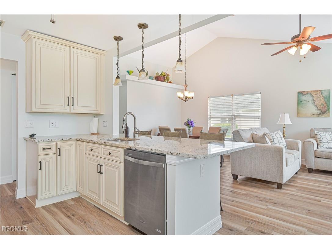 9201 Marigold Court Fort Myers FL 33919 2025012492 image12