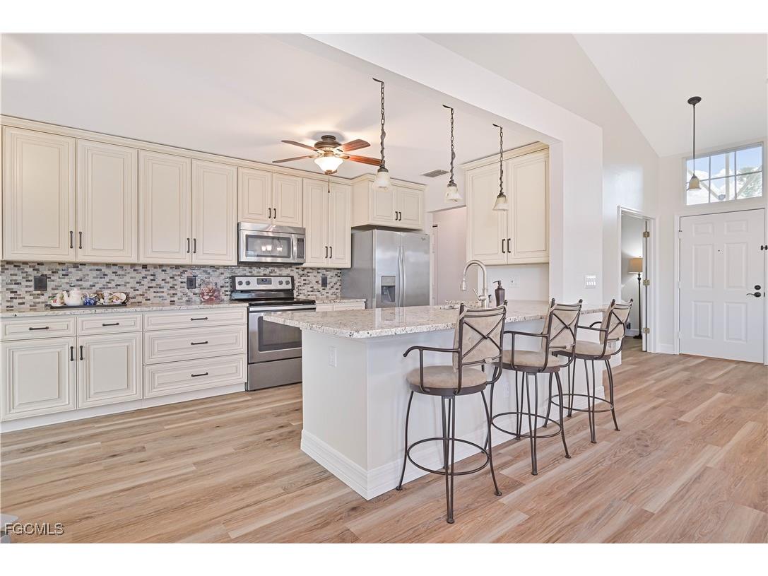 9201 Marigold Court Fort Myers FL 33919 2025012492 image8