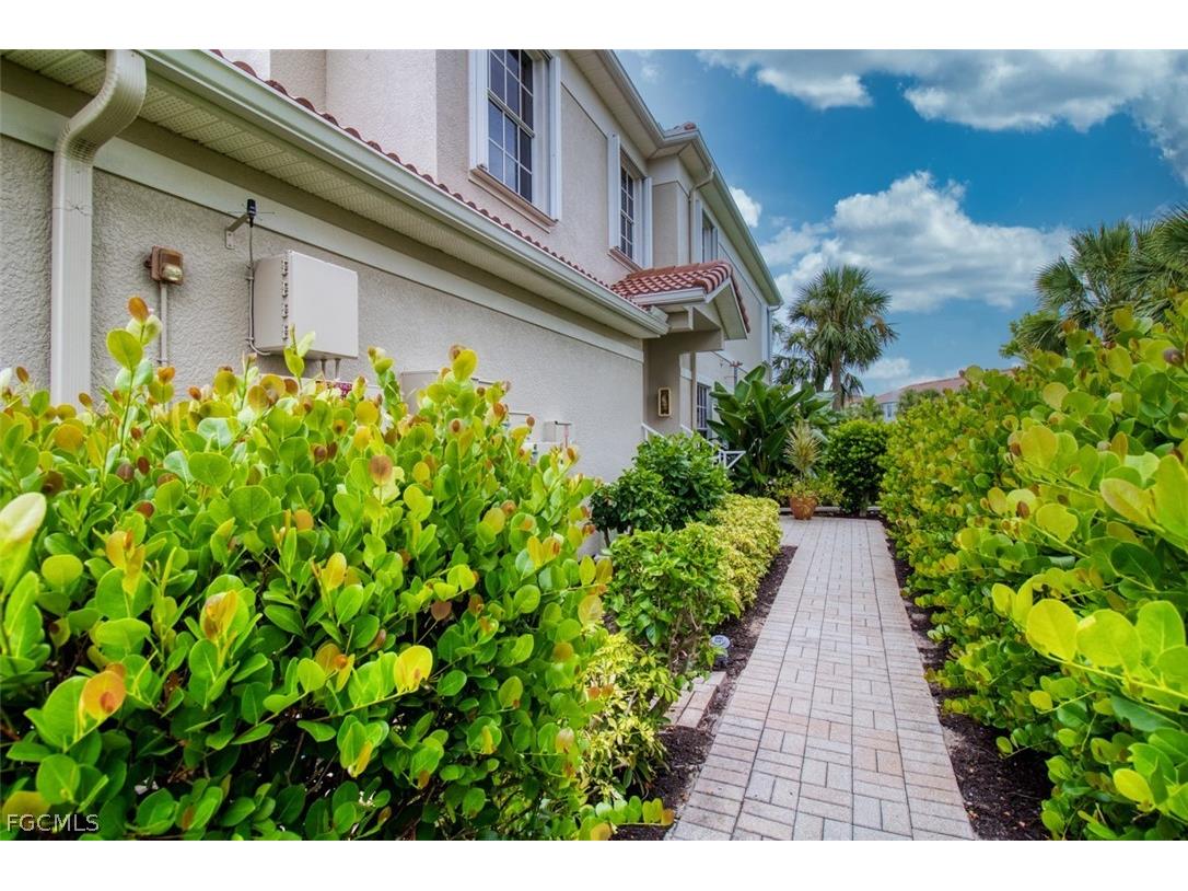 9205 Belleza Way #203 Fort Myers FL 33908 2026013803 image9