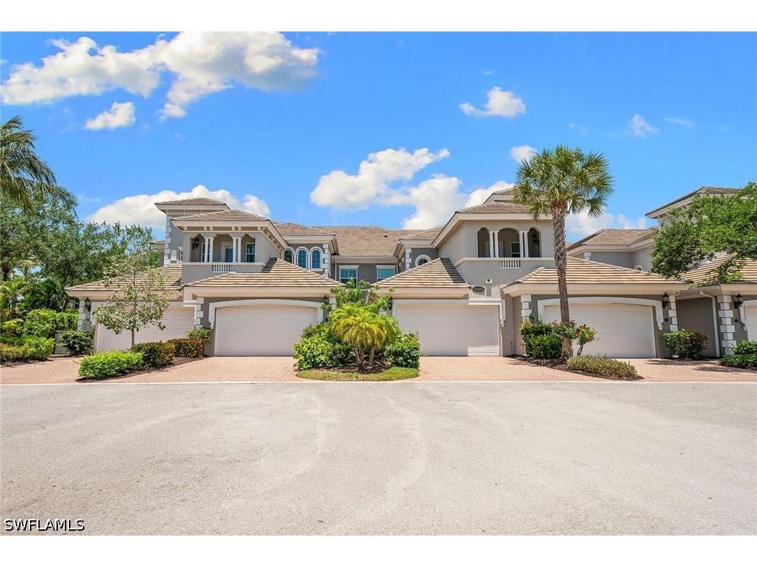 9205 Museo Circle #201 Naples FL 34114 226019302 image1