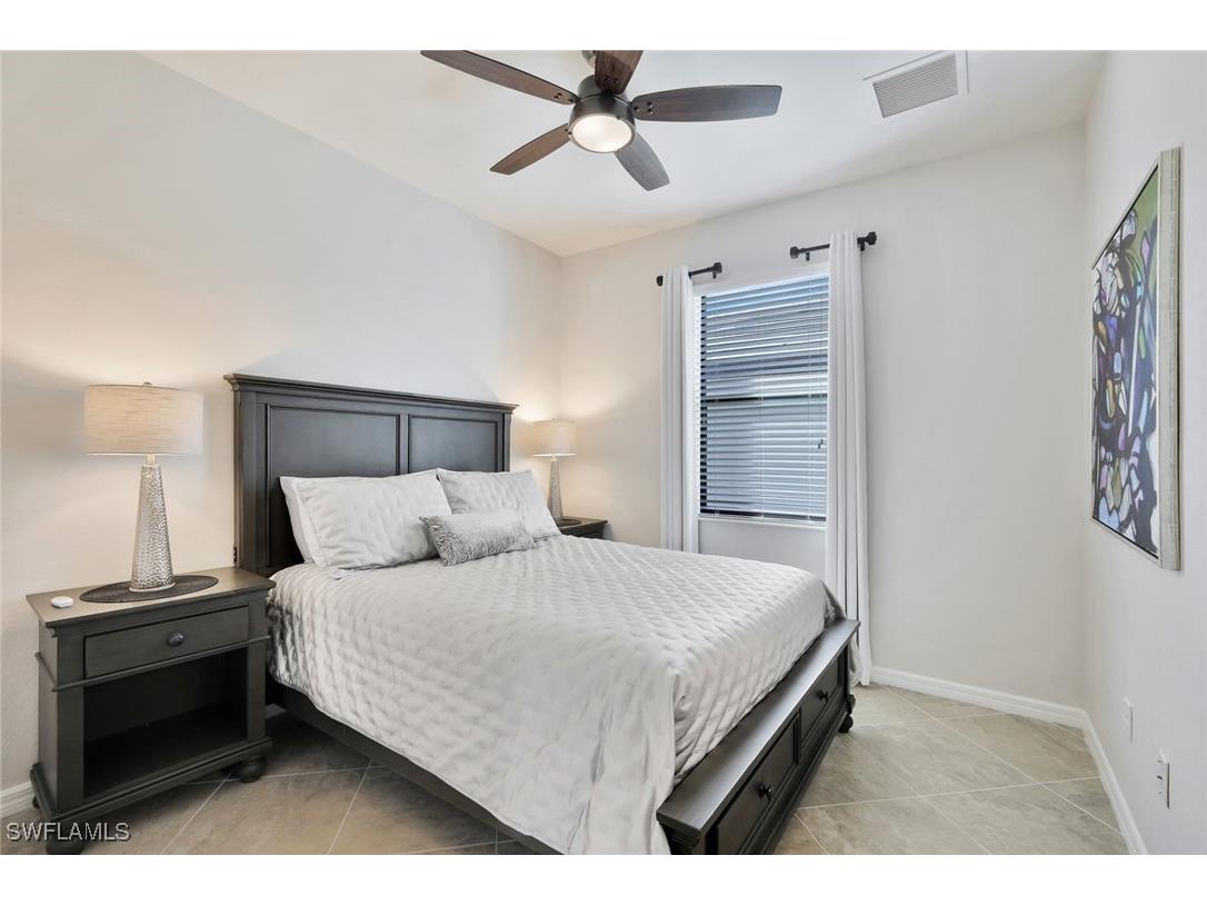 9207 Shadow Oak Lane Naples FL 34120 225073667 image13