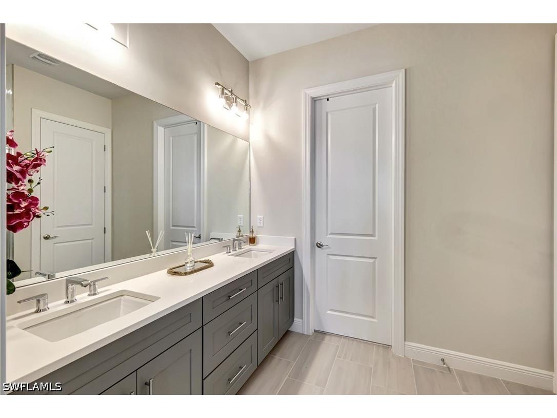 9209 Cayman Drive N Naples FL 34114 226018445 image15
