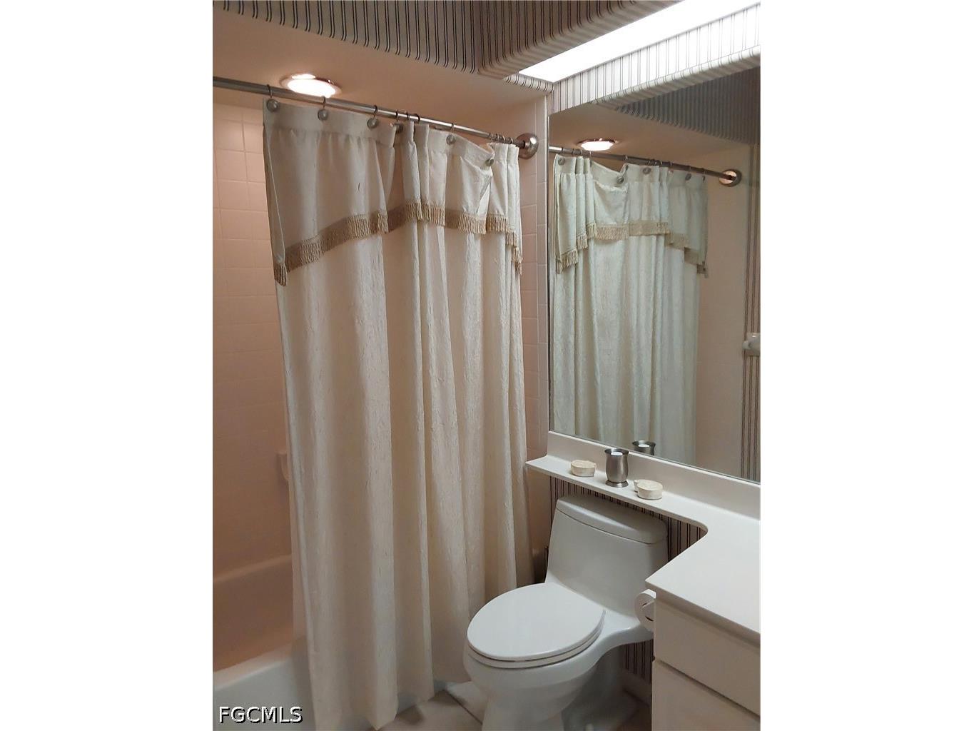 9209 Garden Pointe Fort Myers FL 33908 2026016718 image15