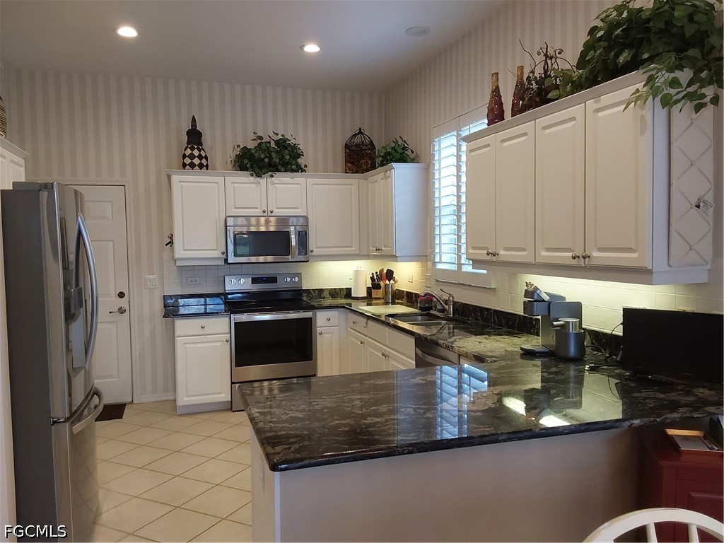 9209 Garden Pointe Fort Myers FL 33908 2026016718 image3