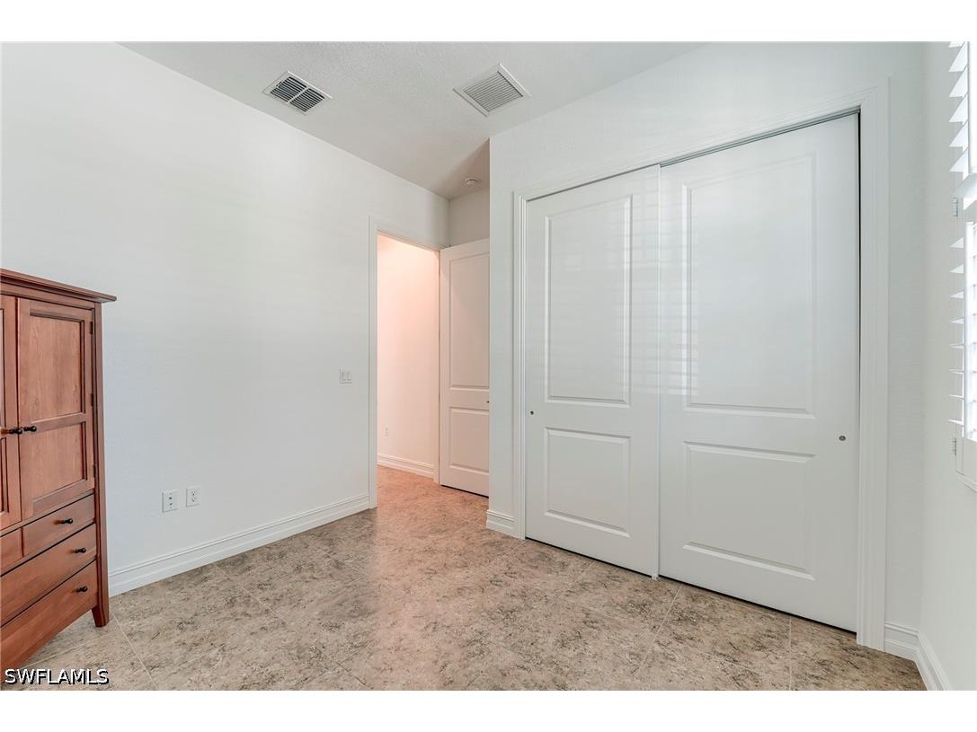 9209 Woodhurst Drive Naples FL 34120 226015560 image17